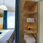 Mama's House Hostel