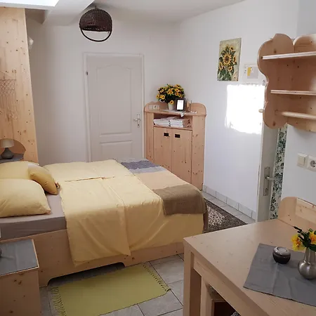 Mama's House 7min From Airport