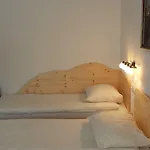 Albergue Mama's House *