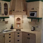 Mama's House *