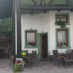 Albergue Mama's House