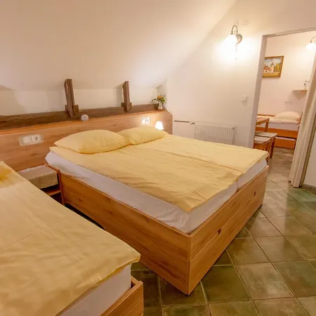Mama's House 7min From Airport