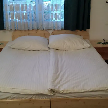 אכסניה Mama's House *