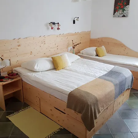 호스텔 Mama's House 서클리예나고렌스켐