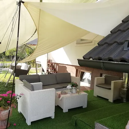 אכסניה Mama's House צרקליה נה גורניסקם