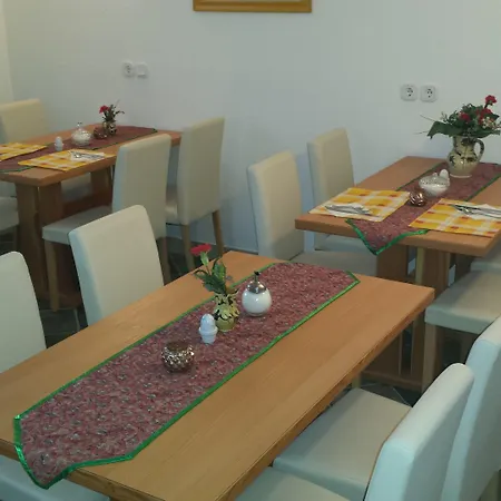 אכסניה Mama's House