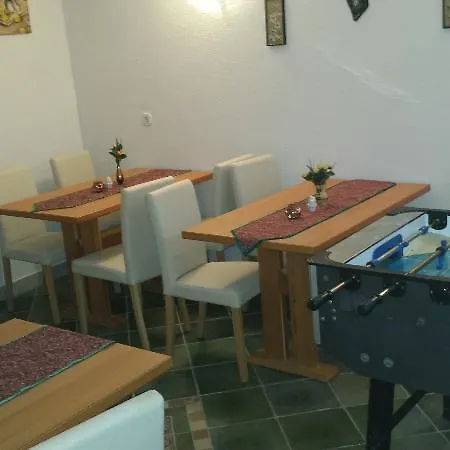 Hostel Mama's House *
