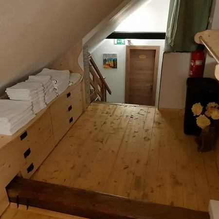 Hostel Mama's House Cerklje na Gorenjskem
