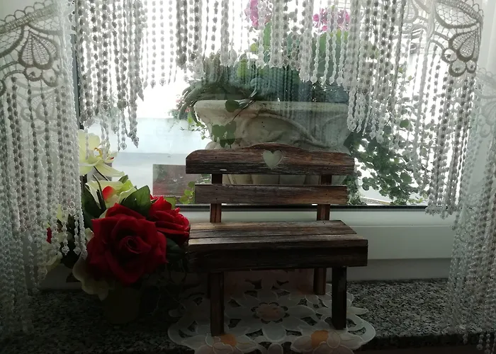 Хостел Mama's House *