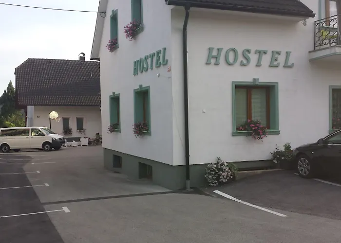 Mama's House * Церклье-на-Гореньскем